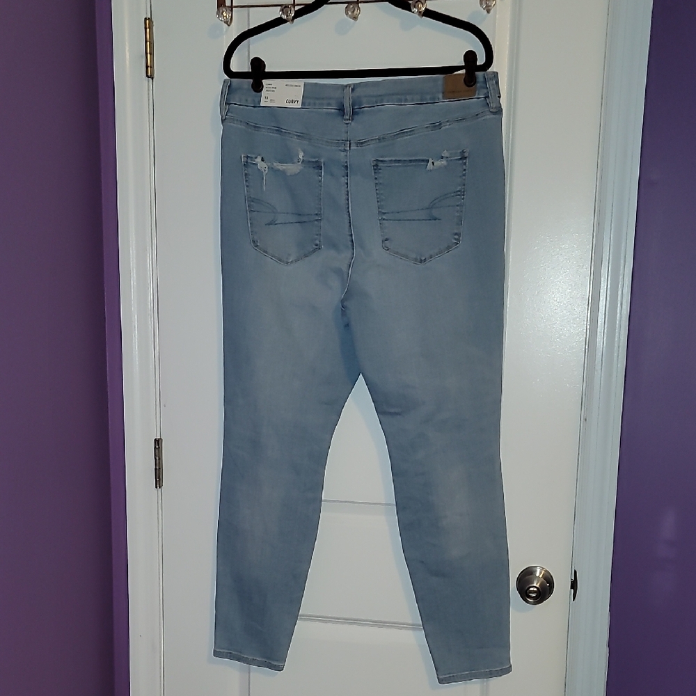 American Eagle Outfitters Light Blue Ripped Curvy High Rise Jegging Sz: 18 NWT - Picture 5 of 6